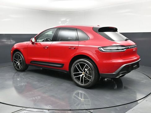 New 2026 Porsche Macan image 3