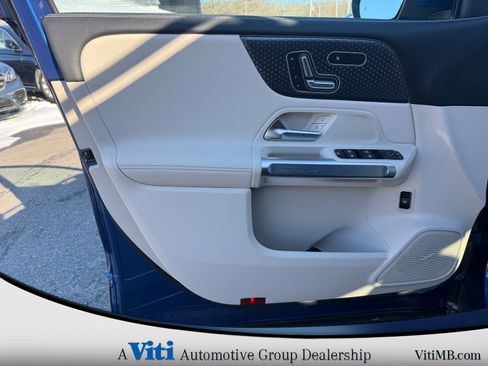 Used 2026 Mercedes-Benz GLB 250 4MATIC image 16
