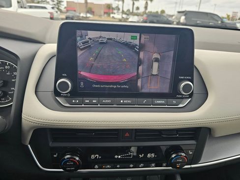 Used 2026 Nissan Rogue SV image 25