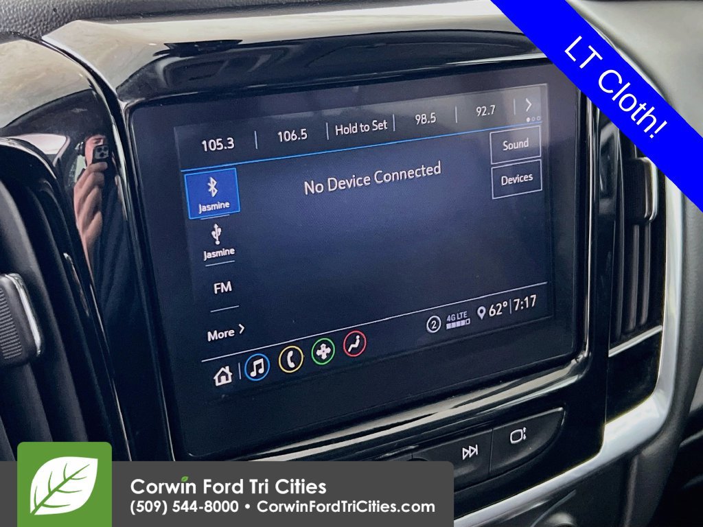 Used 2021 Chevrolet Traverse LT FWD image 23