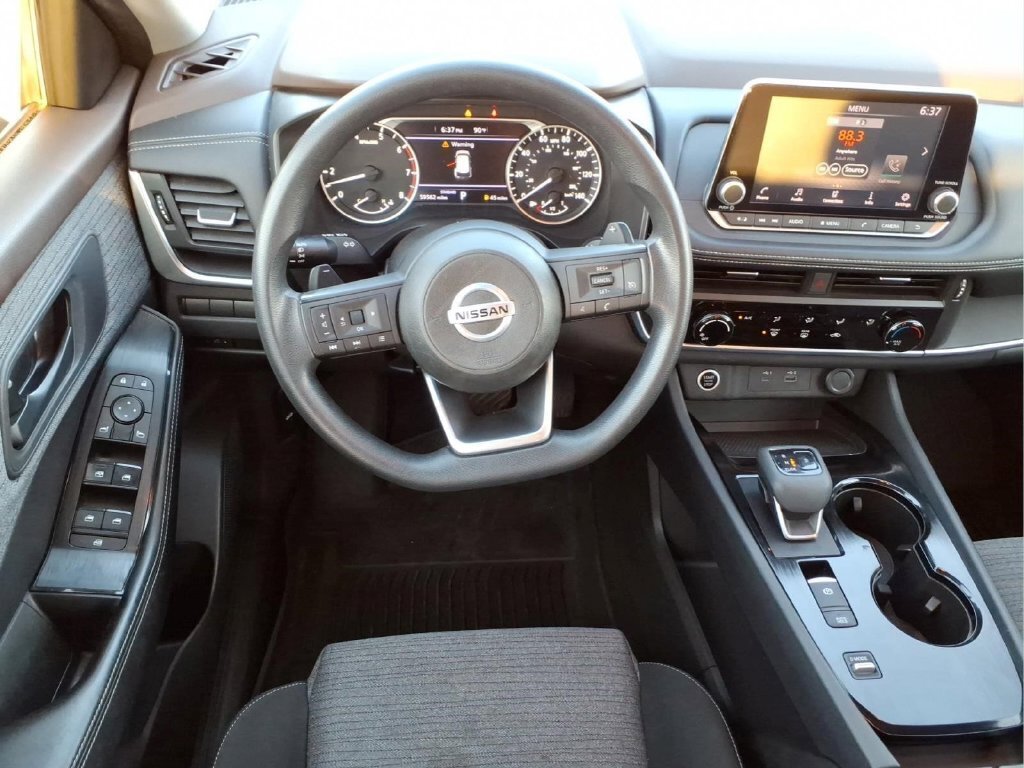 Used 2021 Nissan Rogue S FWD image 17