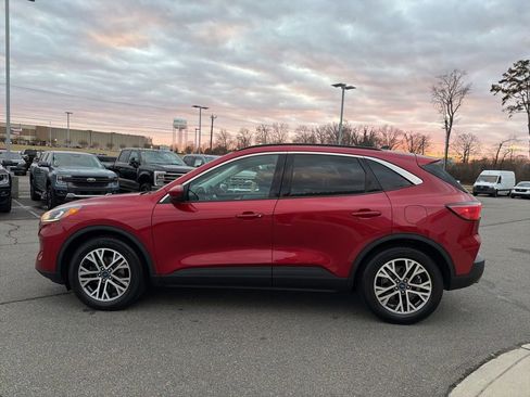 Certified 2022 Ford Escape SEL w/ Technology Package image 7