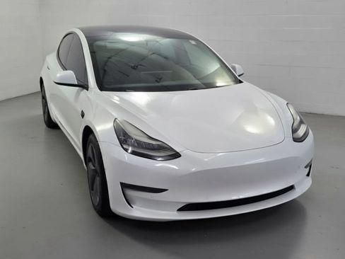 Used 2020 Tesla Model 3 Long Range AWD/4WD image 4