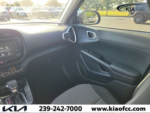 Used 2020 Kia Soul GT-Line w/ GT 2.0L Power Sunroof Package FWD image 18