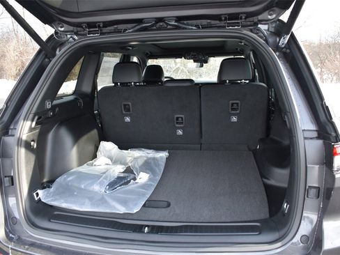 New 2025 Jeep Grand Cherokee Limited w/ Trailer Tow Package image 34