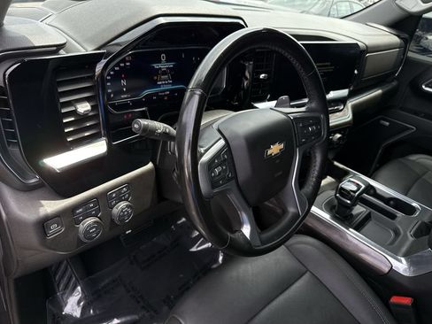 Used 2024 Chevrolet Silverado 1500 LTZ w/ Z71 Off-Road Package AWD/4WD image 16
