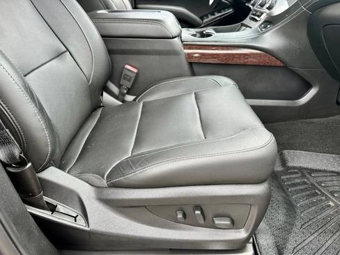 Used 2018 GMC Yukon SLT w/ Open Road Package RWD image 28
