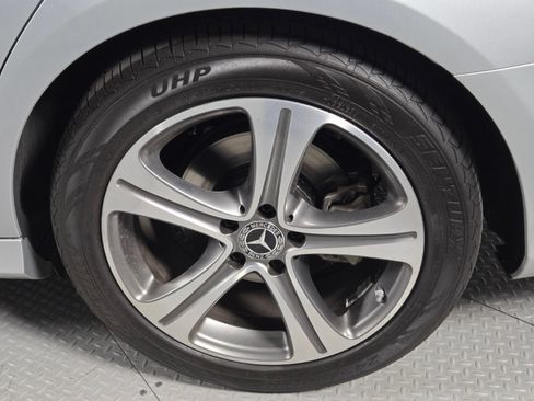 Used 2017 Mercedes-Benz E 300 image 10