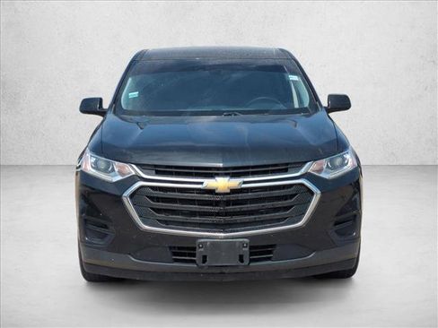 Used 2018 Chevrolet Traverse LS image 2