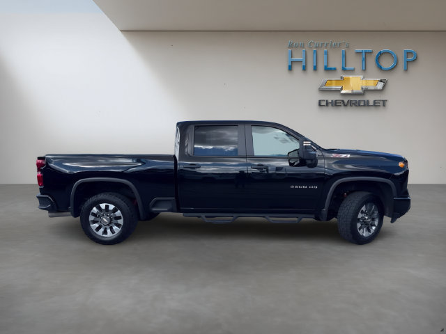 Used 2025 Chevrolet Silverado 2500 Custom w/ Custom Value Package AWD/4WD image 3