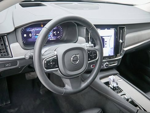 New 2026 Volvo V90 B6 Cross Country Ultra w/ Climate Package image 17