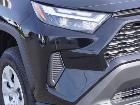 New 2025 Toyota RAV4 LE image 3