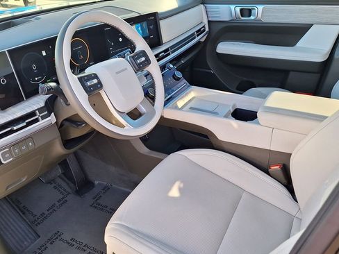 New 2025 Hyundai Santa Fe Calligraphy AWD/4WD image 10