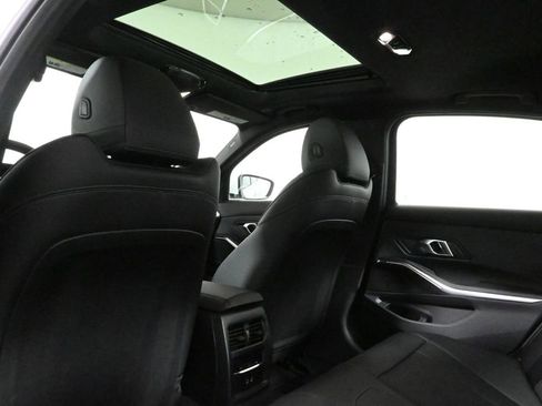 Used 2025 BMW 330i xDrive Sedan w/ Convenience Package image 34