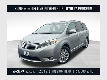 Used 2017 Toyota Sienna Limited Premium