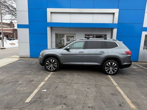 Used 2019 Volkswagen Atlas SEL Premium image 5