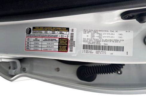 Used 2020 Toyota Tundra Limited image 23