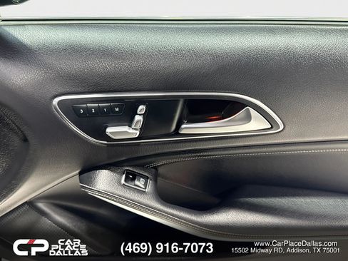 Used 2020 Mercedes-Benz GLA 250 4MATIC w/ Premium Package image 23