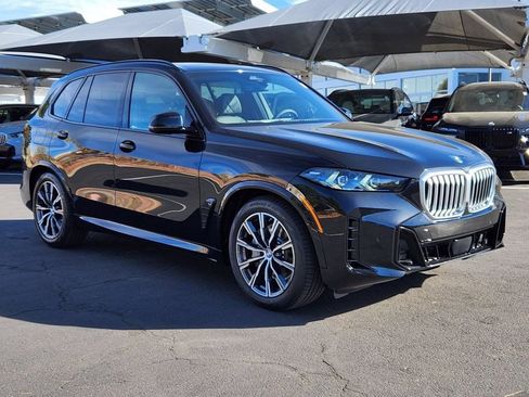 Used 2026 BMW X5 xDrive50e AWD/4WD image 5