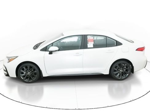 New 2026 Toyota Corolla LE image 3