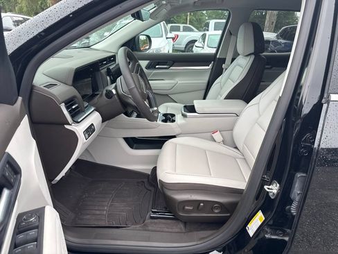 Used 2026 GMC Terrain Denali AWD/4WD image 10