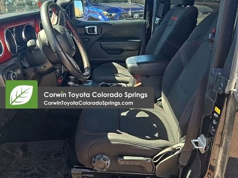 Used 2022 Jeep Wrangler Rubicon w/ Cold Weather Group image 13