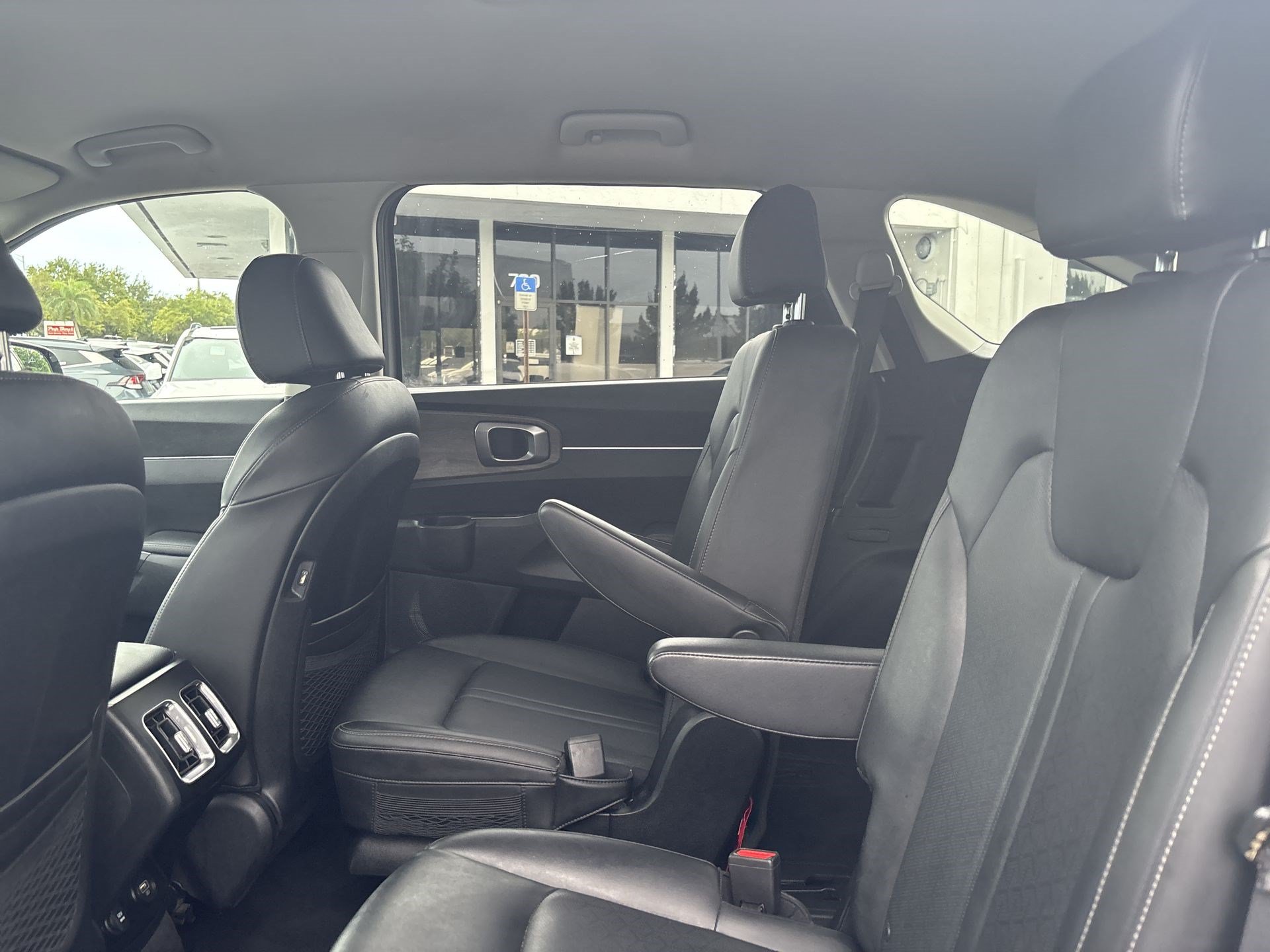 Used 2023 Kia Sorento EX FWD image 22