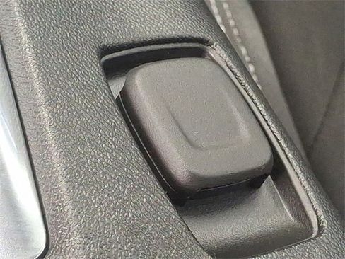 Used 2023 Chevrolet Camaro SS image 27