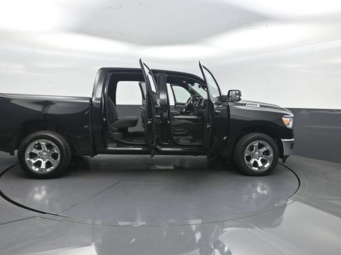 Used 2022 RAM 1500 Big Horn AWD/4WD image 40