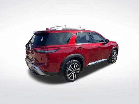 Certified 2024 Nissan Pathfinder Platinum image 49