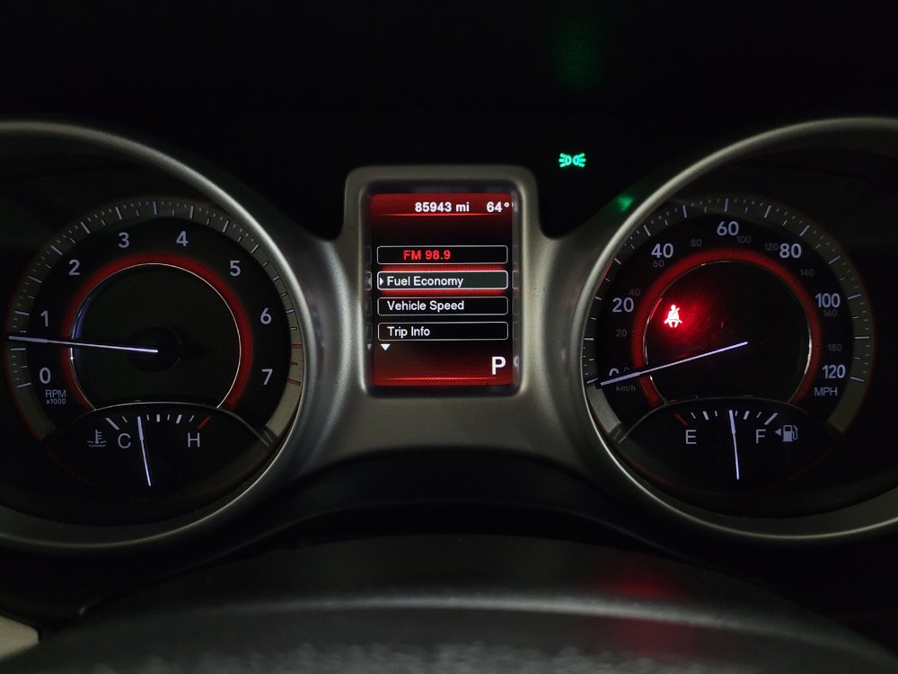 Used 2018 Dodge Journey SE FWD image 23