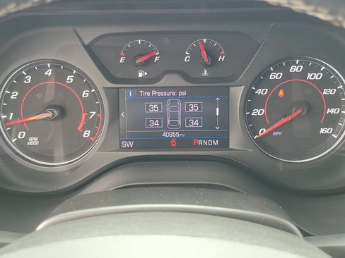 Used 2023 Chevrolet Camaro LT RWD image 6