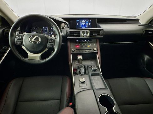 Used 2019 Lexus IS 300 w/ Premium Package RWD image 28