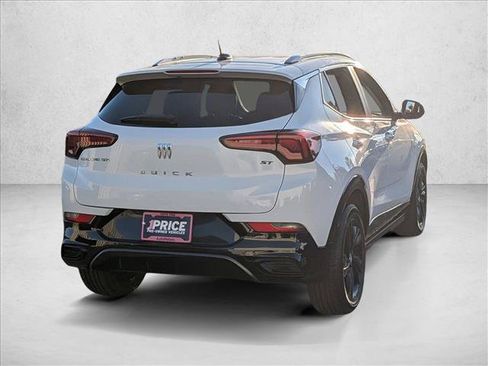Used 2024 Buick Encore GX Sport Touring FWD image 5