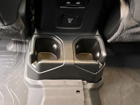 Used 2023 Jeep Gladiator Willys image 7