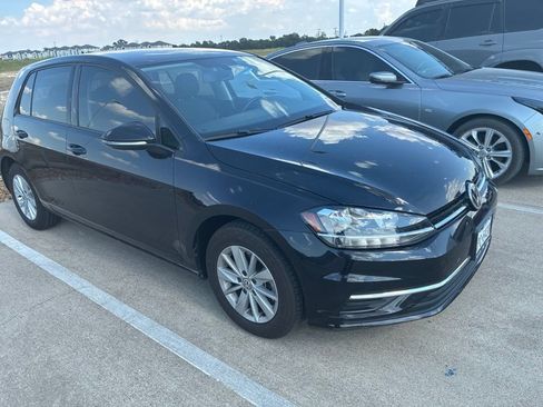 Used 2019 Volkswagen Golf S FWD image 1