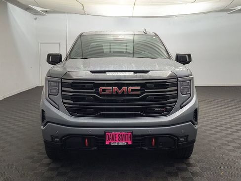 Used 2023 GMC Sierra 1500 AT4 w/ Technology Package image 5