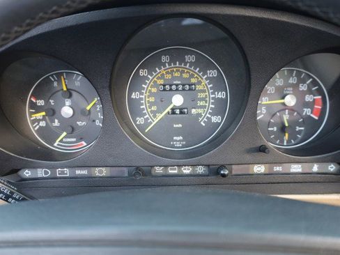 Used 1988 Mercedes-Benz 560 SL image 29