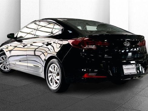 Used 2019 Hyundai Elantra SE image 10
