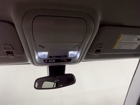 Used 2023 GMC Terrain SLE w/ Driver Convenience Package AWD/4WD image 34