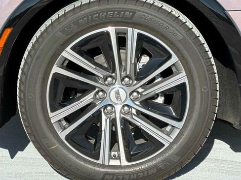 New 2026 Cadillac Lyriq Luxury image 25