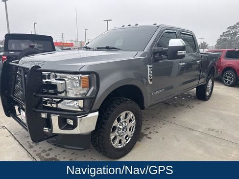 Used 2021 Ford F350 Lariat w/ Lariat Ultimate Package image 3