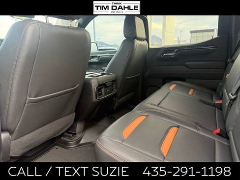 Used 2023 GMC Sierra 1500 AT4 w/ Technology Package AWD/4WD image 13