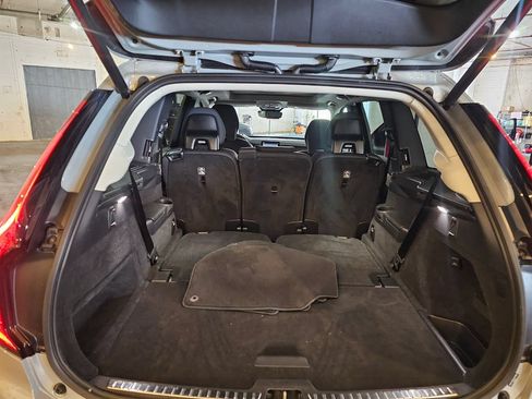 Certified 2025 Volvo XC90 B5 Core AWD/4WD image 7