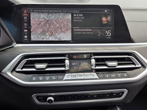 Used 2021 BMW X7 xDrive40i w/ Premium Package AWD/4WD image 19
