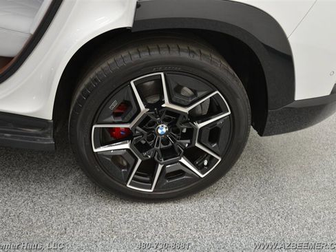 Used 2024 BMW XM image 47