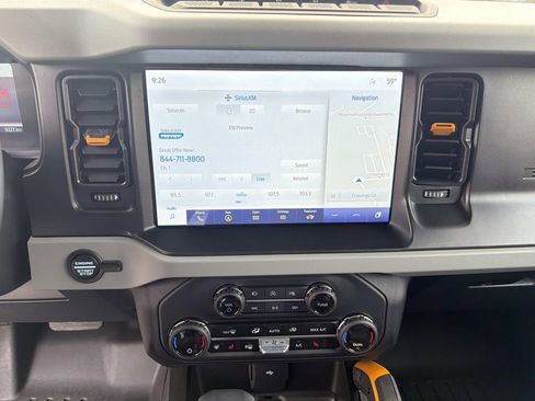 Used 2023 Ford Bronco Badlands image 27