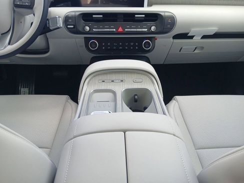 New 2026 Hyundai Palisade Calligraphy FWD image 11