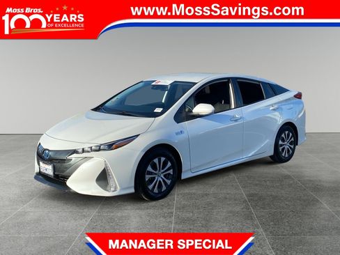 Certified 2021 Toyota Prius Prime LE w/ Carpet Mat Package (TMS) image 1