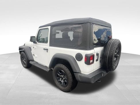 Used 2025 Jeep Wrangler Sport AWD/4WD image 6